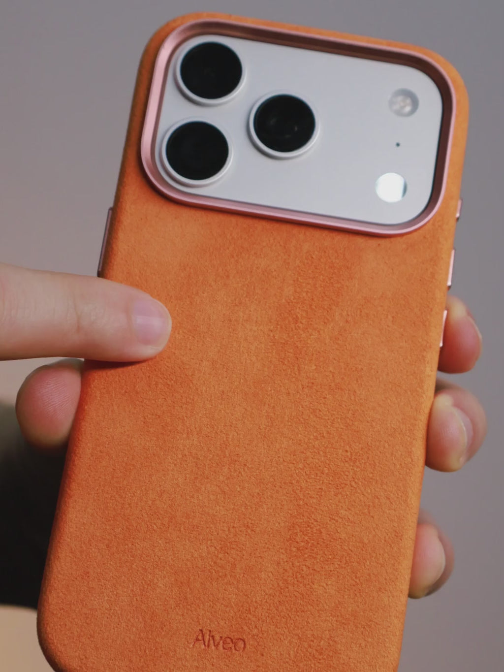 iPhone 18 Pro - Case Alcantara - Mango